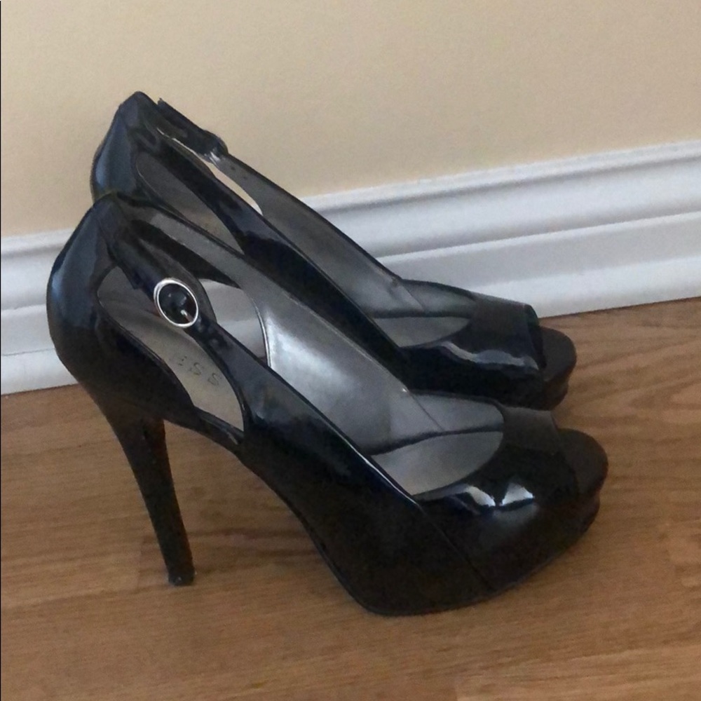 Guess Black Patent Leather Peep Toe Heels!